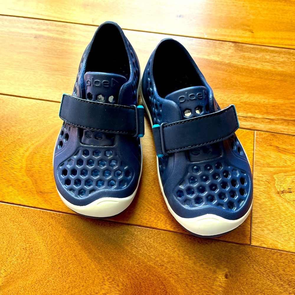NWT PLAE Toddler Shoes